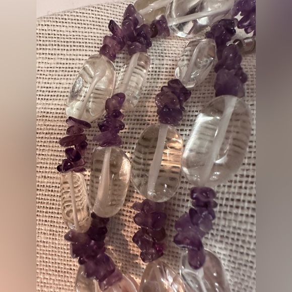 Amethyst and crystal necklace - Picture 3 of 4